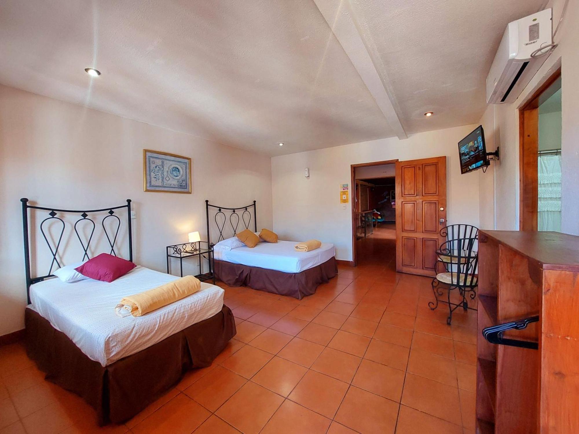 Hostal Lolita'S Boutique Granada Buitenkant foto