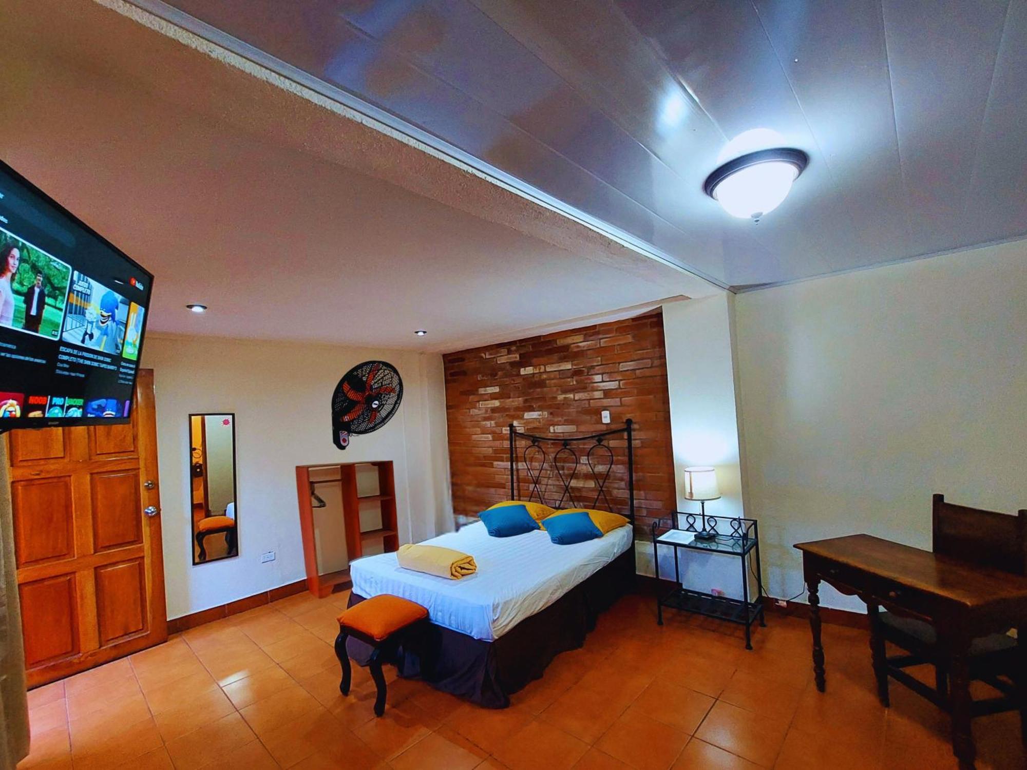 Hostal Lolita'S Boutique Granada Buitenkant foto