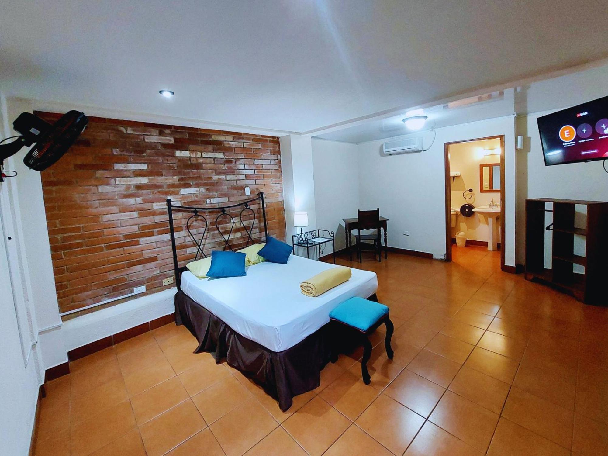Hostal Lolita'S Boutique Granada Buitenkant foto